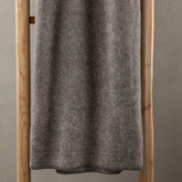 Coperta in bambù italiano Roma Super Soft con bordo ricamato